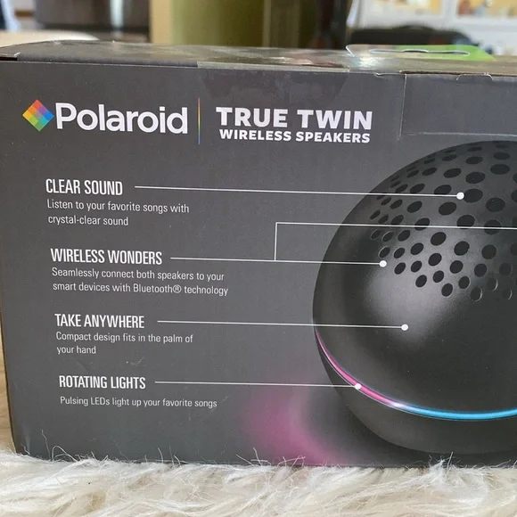 New POLAROID wireless speakers - Picture 5 of 6